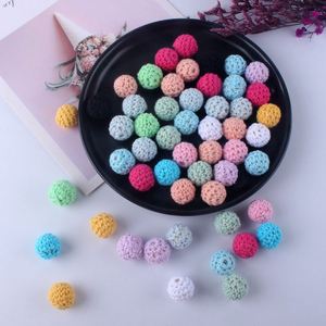 Vente en gros de perles au crochet 16/20mm perle en bois pour collier sac OPP bijoux en bois kit en bois pour bracelets ou colliers faits à la main GIC - Product Image 4
