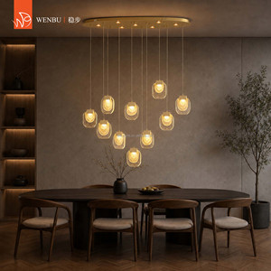 Lustre moderne de luxe avec pendentifs en verre faits à la main et finition en feuille d'or - Product Image 2