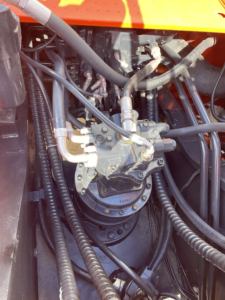 Excavatrices d'occasion Doosan DX340LCA de 30 et 34 tonnes, ainsi que les modèles DX300, DX225LCA, DX225 – Grands excavateurs lourds à vendre avec accessoire tarière - Product Image 5