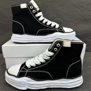 High Quality Men's Maison MIHARA YASUHIRO Streetwear Casual Sneakers Fashion Non-Slip Skate <b>Shoes</b> - Product Image 1