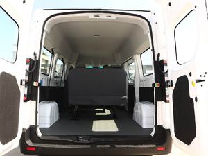 Nouveau Farizon Super Van Électrique pour Passagers Microbus Minibus Toit Moyen 68 kWh 7 Places - Product Image 6