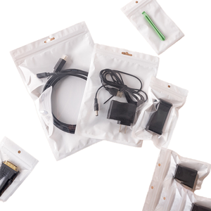 Bolsa de plástico OPP transparente con logotipo personalizado con adhesivo de autosellado, bolsa de refuerzo lateral con estampado transparente polivinílico para relojes y anillos - Product Image 1