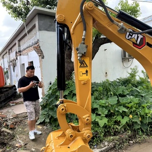 Mini-excavatrice sur chenilles d'occasion Cat301.7 de 1,7 tonne, modèle 2022, en excellent état (moteur, boîte de vitesses, pompe), vente chaude à prix réduit - Product Image 4
