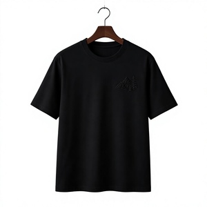 Camiseta Henley de Manga Corta con Cuello en V para Hombre, con Logotipo Personalizado, Color Negro, Corte Regular, 100% Algodón Jersey, Estilo Casual, Bordado Montañoso - Product Image 1