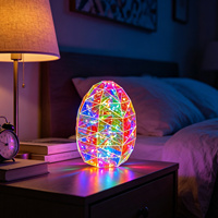 Figurine LED Œuf de Pâques Irisé Alimentée par USB, 8 Modes RGB Prismatique, Décoration de Table Printanière, Mariage, Maison, Cadeau, Ornement, Accents Décoratifs