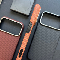 Étui de téléphone magnétique antichoc ultra-fin à texture Kevlar KAOU pour iPhone 17 Pro Max / 16 Pro / 15