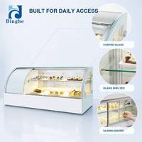 Lemari pajang kue meja lengkung berpendingin dengan pintu geser ganda kaca stainless steel untuk konter roti