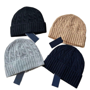 Mujer Gorros De Punto Con Coleta Beanie Sombrero Invierno Suave Cálido Elástico Ponytail Beanie Hat Gorra De Beisbol De Punto Para Mujer (Beige