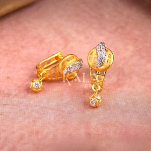 Pendientes de aro con clip de oro de 18 quilates a la moda con joyería de moda étnica de diamantes para mujer para regalo - Product Image 1