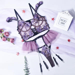 Ruffles iç çamaşırı seksi iç çamaşırı kadın vücut şeffaf sutyen Metal zincir dantel 3-Piece Set lüks samimi 1220 - Product Image 5