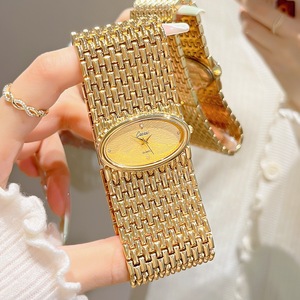 Reloj de Cuarzo con Correa Tejida Ancha y Esfera Ovalada con Logotipo Personalizado de Fábrica, Textura de Ondas de Agua y Decoración de Diamantes de Imitación para Propietarios de Marcas - Product Image 6