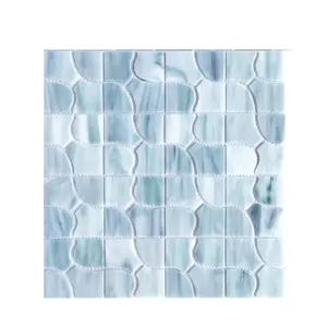 Carrelage décoratif en mosaïque de verre glacé, carrelage de céramique en forme d'éventail irrégulier pour la décoration