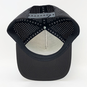 Casquette de baseball sportive pour homme à 5 panneaux, en PVC caoutchouc imperméable de haute qualité, avec logo personnalisé découpé au laser, idéale pour l'été, la course et le golf - Product Image 2