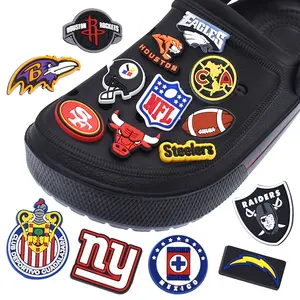 Nfl équipes sportives logos sabots sandales NFL croc chaussures breloques adaptées aux bracelets