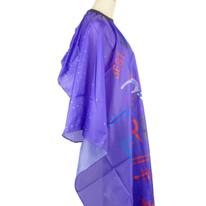 Cape de coiffure violette en polyester résistante à l'eau pour la coloration et les soins capillaires à domicile - Product Image 3