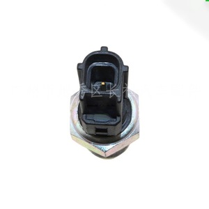 เซ็นเซอร์วัดแรงดันน้ำมันเครื่อง OEM รุ่น 6U5Z-9278-D 6U5T-9278-BA สำหรับยานยนต์ OLIVER อะไหล่ทดแทน - Product Image 3