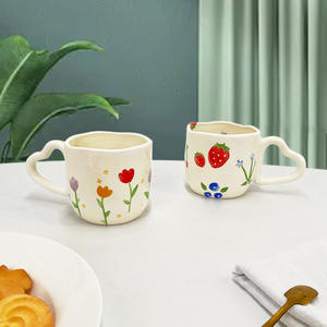 Tasses à café en céramique pour la Saint-Valentin, mugs créatifs en forme de fleur et tasses à jus et à lait pour le petit-déjeuner - Product Image 4