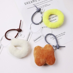 2021 Keycha Tagram Influencer-Anhänger, süße rote Schnüre, Auto- und Taschenanhänger, dekorative trendige Anhänger, Brot-Donut-Schlüsselanhänger - Product Image 1