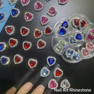 Kawaii <span class=keywords><strong>uñas</strong></span> encantos de Metal de lujo clavo de aleación de diamantes de imitación de 3D planeta cereza corazón Zircon de joyería de decoración de los labios de <span class=keywords><strong>uñas</strong></span> encantos - Product Image 5