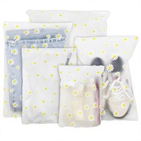 Sacs refermables à glissière givrés en PE imprimés par gravure avec logo personnalisé pour marque de vêtements, pour l'emballage de chaussettes et de chaussures, résistants à l'humidité