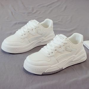 2025 zapatos de mujer, zapatillas transpirables a rayas blancas para estudiantes, zapatillas deportivas gruesas para papá, zapatos blancos planos informales, nuevo estilo de primavera - Product Image 3