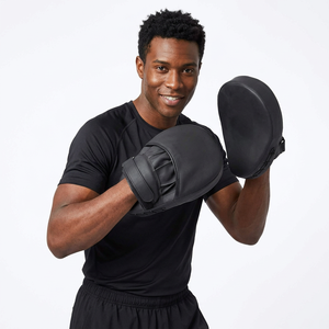 Guantes de Boxeo Profesionales Curvos Negros de Última Tendencia, Equipo de Protección Transpirable para Adultos Unisex, Guantes de Práctica - Product Image 5