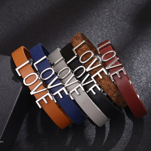 Bracelet à breloques en forme de lettre d'amour, en cuir PU et alliage, bijoux pour femmes, cadeau, couleur orange café - Product Image 2