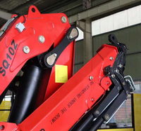 Camion-grue télécommandé, grue hydraulique pliante à flèche articulée montée sur camion, norme européenne, avec pompe haute performance et boîte de vitesses