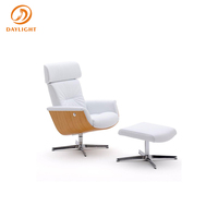 Fauteuil de bureau inclinable de luxe au design italien moderne avec appui-tête et repose-pieds, pivotant à 360°, idéal pour la salle de sport