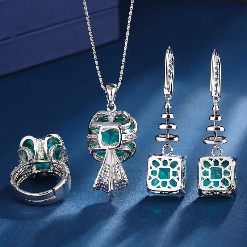 Luxus Princess Square Stone 14*14 Rhodinierter Smaragd 5A Zirkonia Bow Knot Ohr stecker Halskette Ring Schmuck Set für Frauen