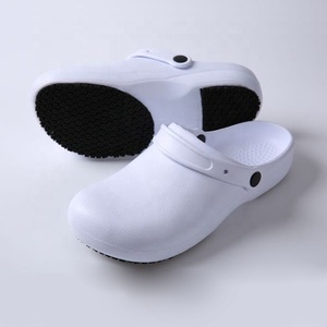 Fashion Lightweight Soft Garden Chef <strong>Clogs</strong> Anti slip EVA <strong>Slipper</strong> <strong>Clog</strong> Medical Shoes for Clean Room Food Industry - Product Image 5