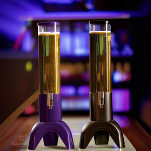 Torre de Vino Triangular Portátil Antiderrames con Dispensador de Barril de 3L y Tapones para Vino, Cerveza y Jugo - Product Image 1