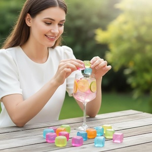 SOTON <span class=keywords><strong>Glaçons</strong></span> réutilisables en plastique sans BPA, qualité alimentaire, pour refroidir les boissons, pour bar, fête, maison, whisky - Product Image 4
