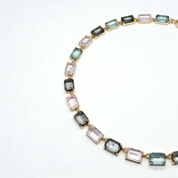 Collier de couple rétro carré émeraude et diamant ; Collier cube incolore ; Collier de couple carré