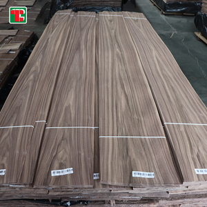 Impiallacciatura 2024 in legno naturale A/Aa/Aaa strisce diritte 0.45Mm impiallacciatura faccia scura armadietto naturale americano impiallacciatura noce nera naturale