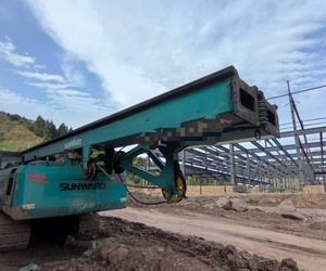 Machine à empiler les pieux Sunward d'occasion, modèles SWDM25, SR360, SR405HK, plateformes de forage hydrauliques à vendre - Product Image 2