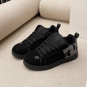 Scarpe da Corsa Classiche Retrò Leggere con Lacci per Uomo e Donna, Stile Sportivo Tinta Unita Traspirante e Confortevole per la Stagione Autunnale - Product Image 2