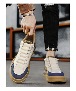 Sneakers élégantes et confortables noires et vertes à motif matelassé avec semelle épaisse pour un look moderne et tendance, nouvelle chaussure pour homme - Product Image 4
