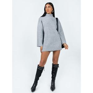 Vente en gros de robes en tricot d'hiver pour femmes de haute qualité, robe pull rétro ample à col haut - Product Image 1