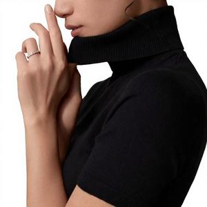 Bague de fiançailles et d'éternité en or rose avec diamant de laboratoire taille ronde pour femme - Product Image 1