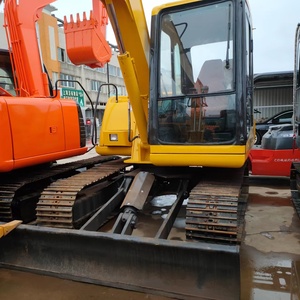 Miniexcavadora pequeña de 2 toneladas KOMATSU usada, excavadora original japonesa con motor, caja de cambios, componentes de núcleo de bomba de engranajes - Product Image 3