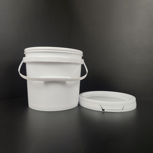 Seau en plastique rond avec couvercle personnalisé, vente directe, blanc, capacité <span class=keywords><strong>5L</strong></span>, couvercles pour seau en plastique - Product Image 1