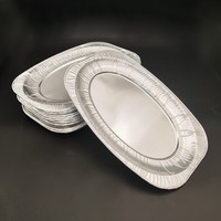 Plateau ovale géant en aluminium recyclable, durable et peu profond pour servir la viande lors de banquets de mariage et de traiteurs haut de gamme