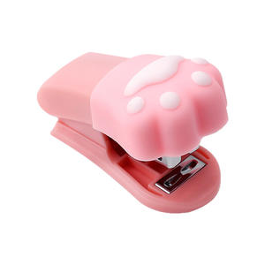 Mini grapadora de garra de gato <span class=keywords><strong>Kawaii</strong></span> de alta calidad, grapadora de encuadernación portátil de ahorro de trabajo de 24/6 Pines, estilo <span class=keywords><strong>Kawaii</strong></span> bonito - Product Image 5