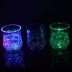 แก้วน้ำสับปะรดเรืองแสงขนาด 200 มล. ราคาประหยัด ใช้กับน้ำ ไฟ LED สีสันสดใส แก้วเบียร์เรืองแสง - Product Image 5