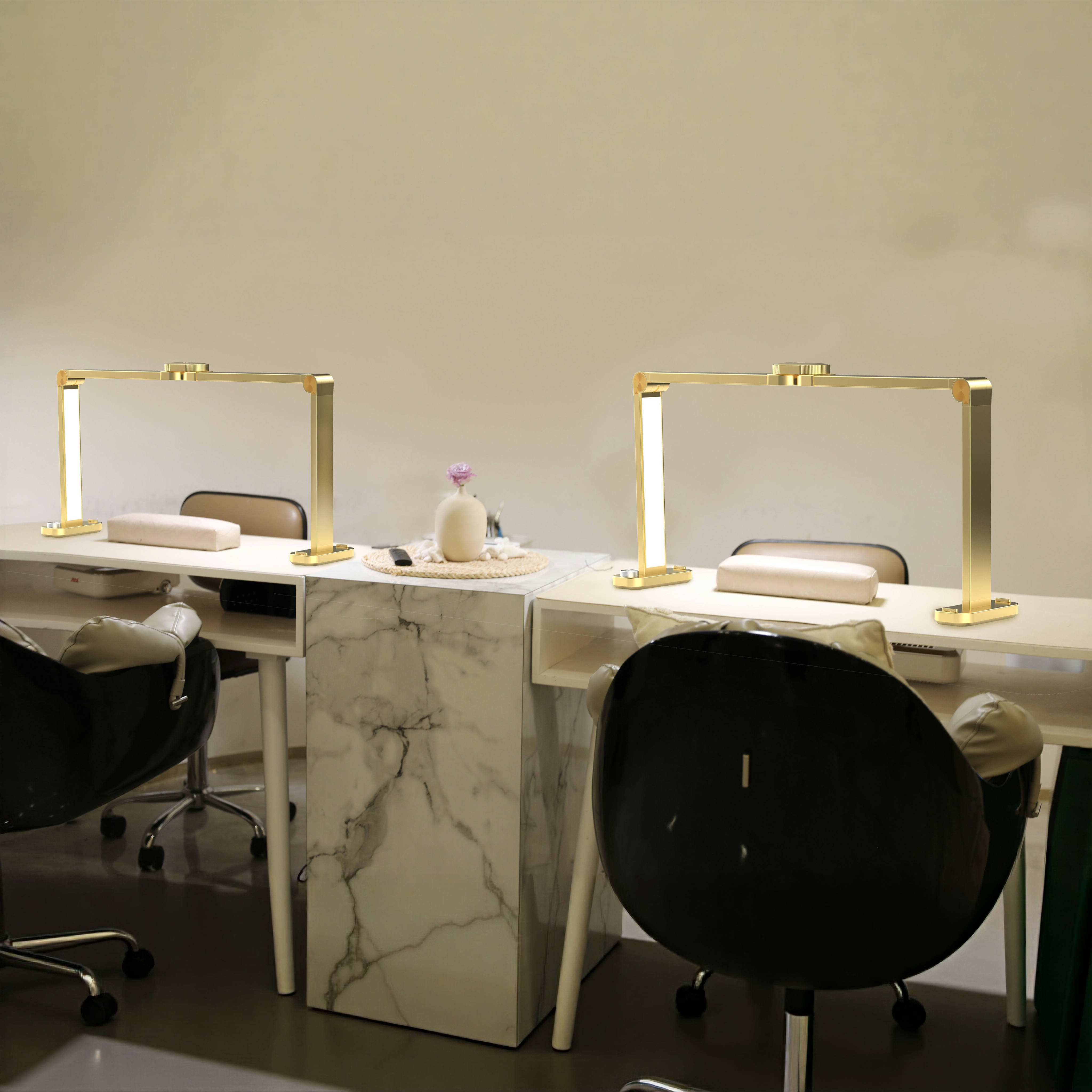 manicure table with lamp