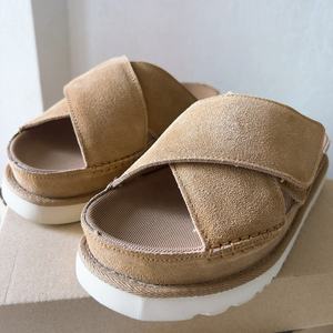 Nouvelles sandales décontractées d'été pour femmes, personnalisées, respirantes, à semelle épaisse et antidérapantes, style Uggs, pour l'extérieur - Product Image 4