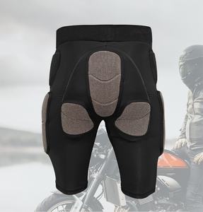 Venta al por mayor esquí en hielo Snowboard pantalones protectores trasero acolchado cadera almohadilla anticolisión elástico Deporte Pantalones cortos medias - Product Image 4