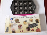 Usine en gros vente chaude 12 tasses en acier au carbone cuisson papier tasse gâteau antiadhésif gâteau moule Muffin Pot