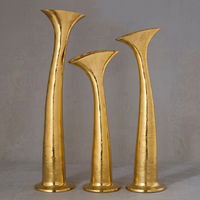 Moderne Vergoldete Messing-Eisen Matt Trompeten-Blumenvase Quadratisch Umweltfreundlich Handgefertigt Tischdekoration für Zuhause Hochzeit Weihnachten
